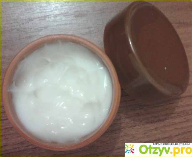 Крем для лица Avon Care Восстанавливающий увлажняющий с маслом какао и витамином Е фото1