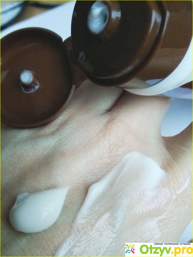 Восстанавливающий увлажняющий крем для рук с маслом какао и витамином Е фото2