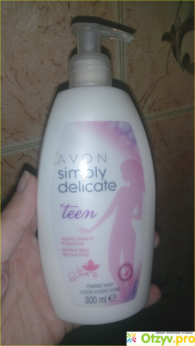 Отзыв о Очищающее средство для интимной гигиены Avon Simply Delicate Teen с яблочным ароматом