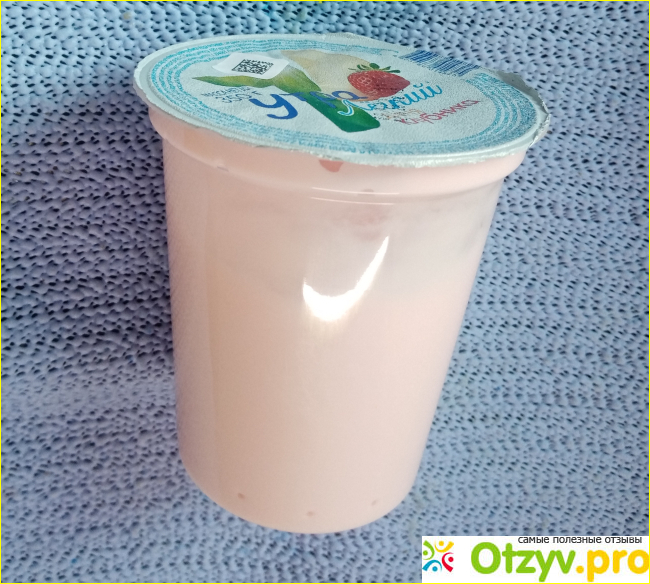 Продукт йогуртный с соком дыни и клубники ТМ 7 утра фото1